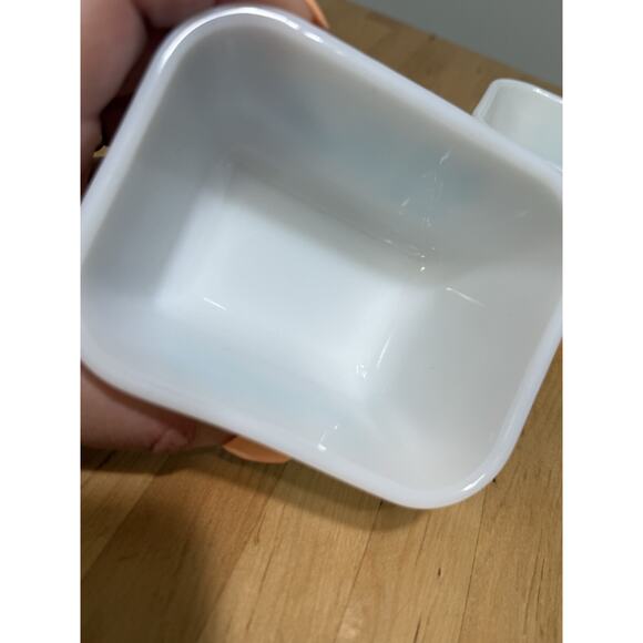 2 Vintage Pyrex 1.5 C Amish Butterprint Fridgie 4.25" wide NO LIDS - Picture 2 of 2